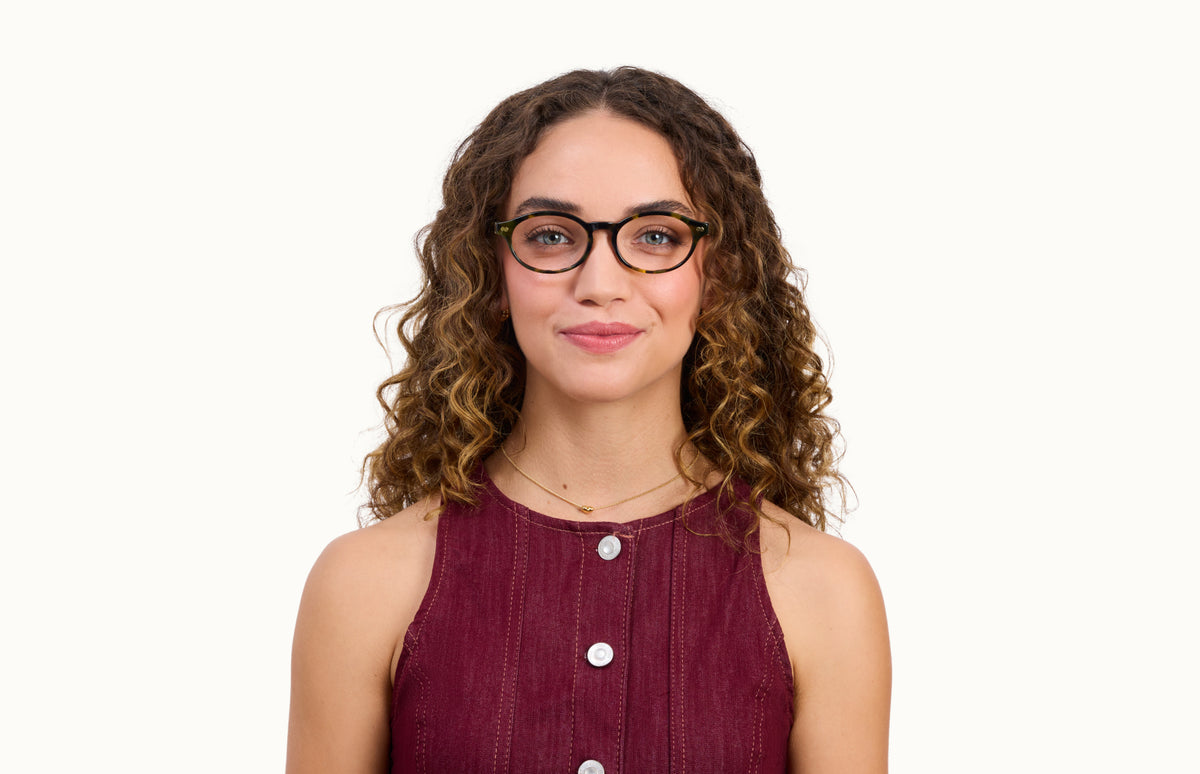 The Nomi - LifeStyle 1 - Pair Eyewear