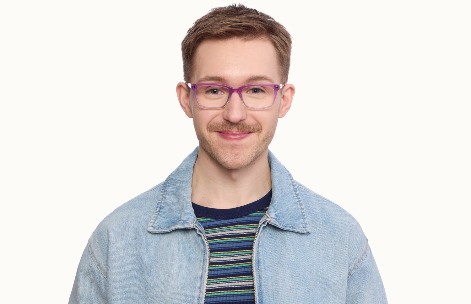 The Larkin - LifeStyle 1 - Pair Eyewear