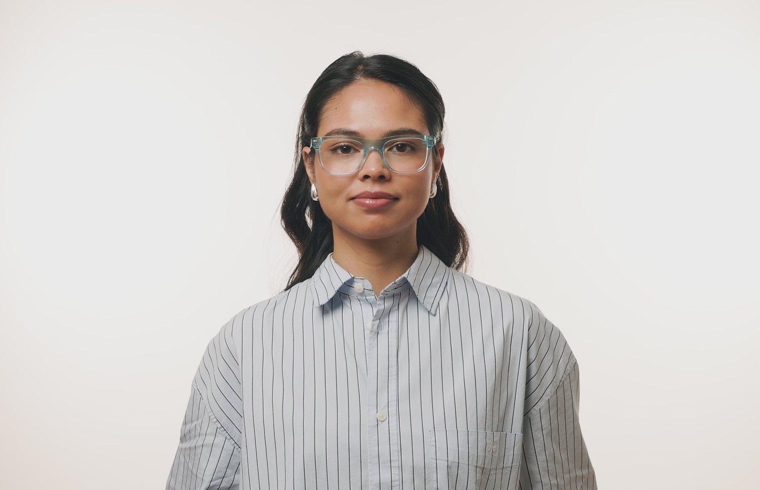The Jessie - Seafoam Clear - LifeStyle Thumbnail2 - Pair Eyewear