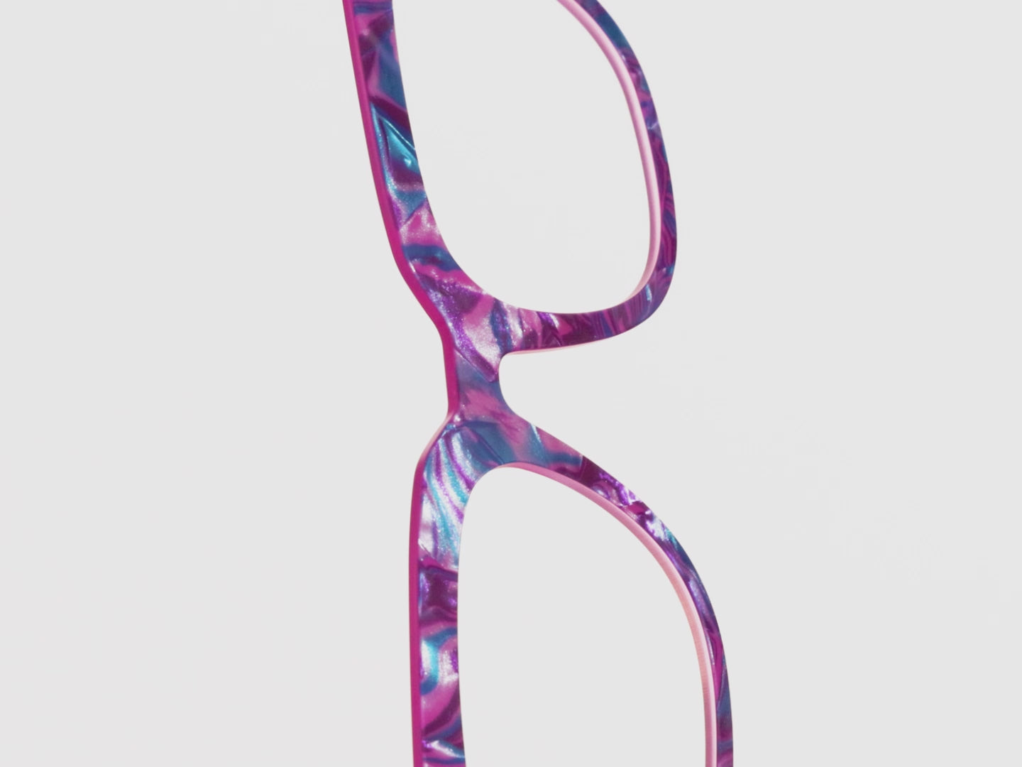 The Tyrian Purple Pearl Marble - LifeStyle Thumbnail Video1 - Pair Eyewear