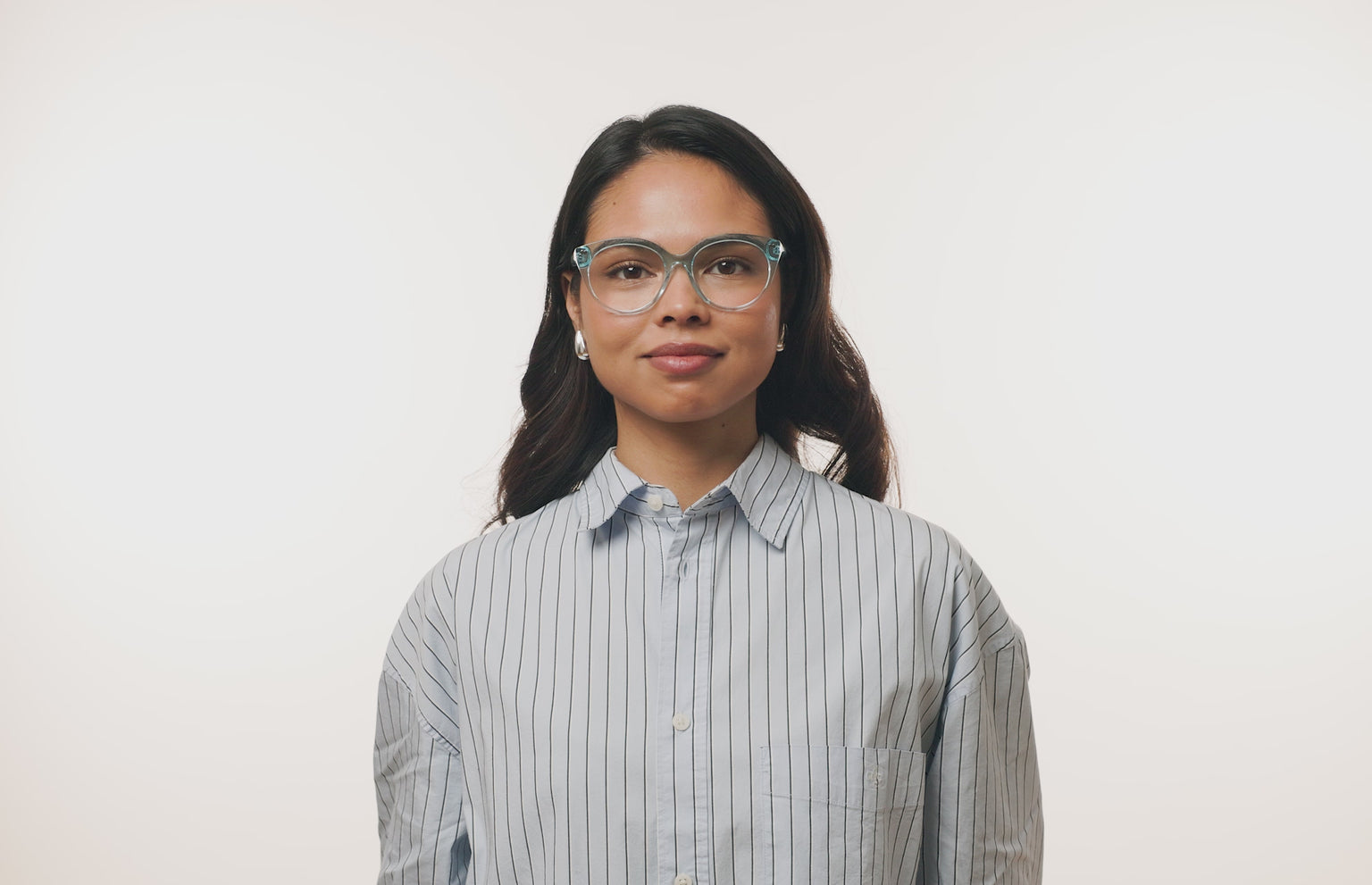 The Zuri - Seafoam Clear - LifeStyle Thumbnail2 - Pair Eyewear