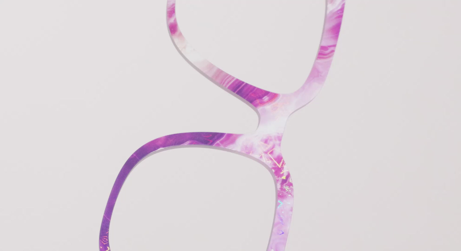 The Amethyst Geode - LifeStyle Thumbnail Video1 - Pair Eyewear