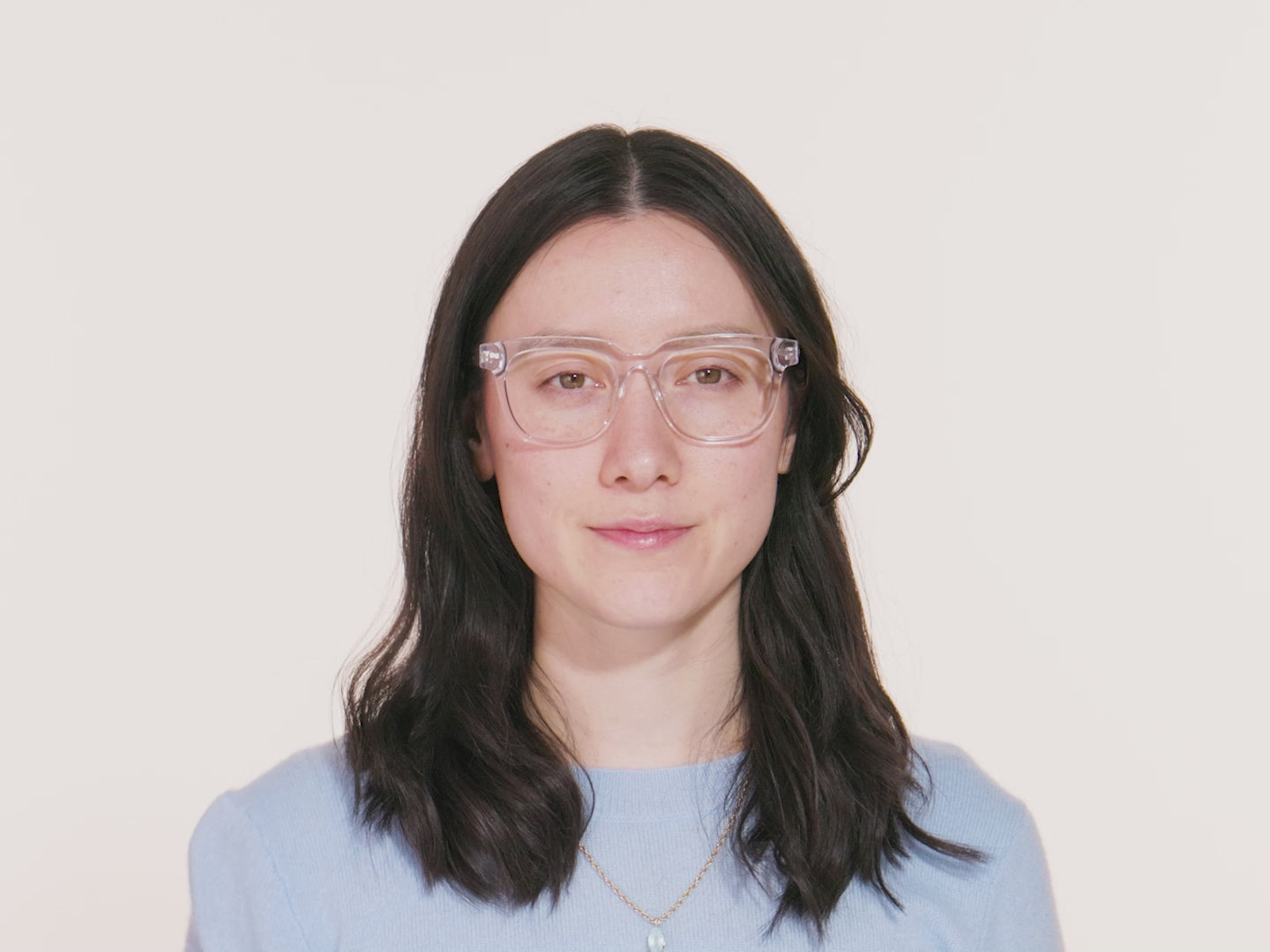 The Bronze Kintsugi - LifeStyle Thumbnail Video1 - Pair Eyewear