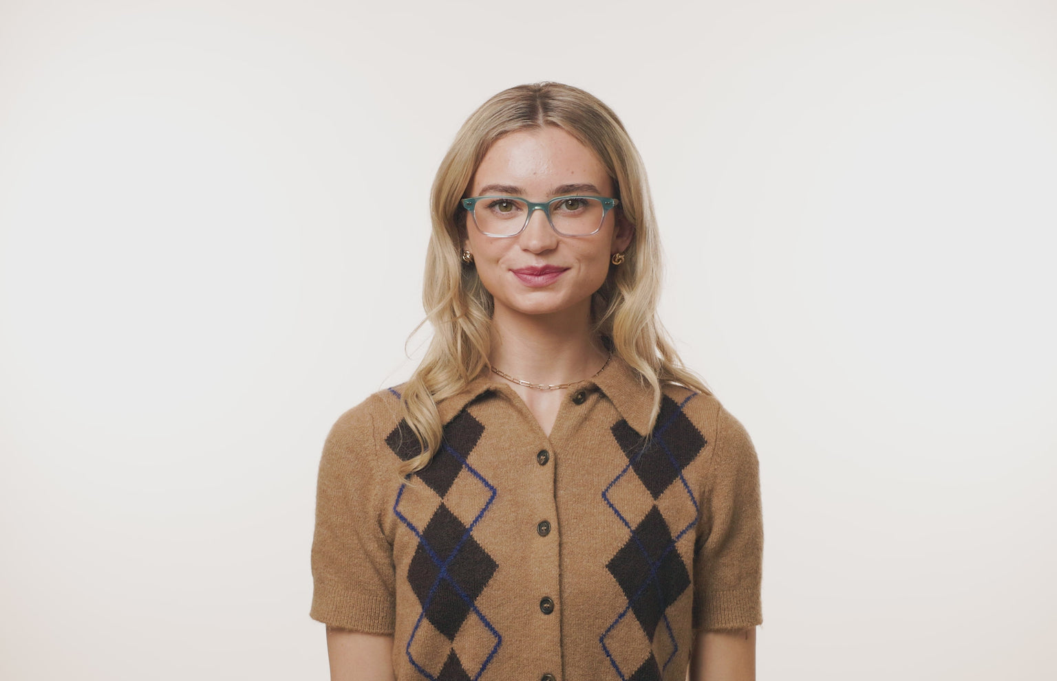 The Finley - LifeStyle Thumbnail 2 - Pair Eyewear
