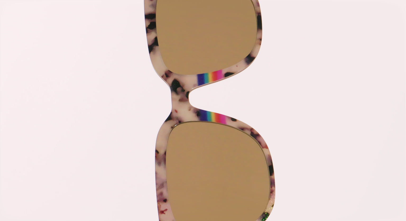 The Polarized Prism Split Tortoise Sun Top - LifeStyle Thumbnail Video1 - Pair Eyewear