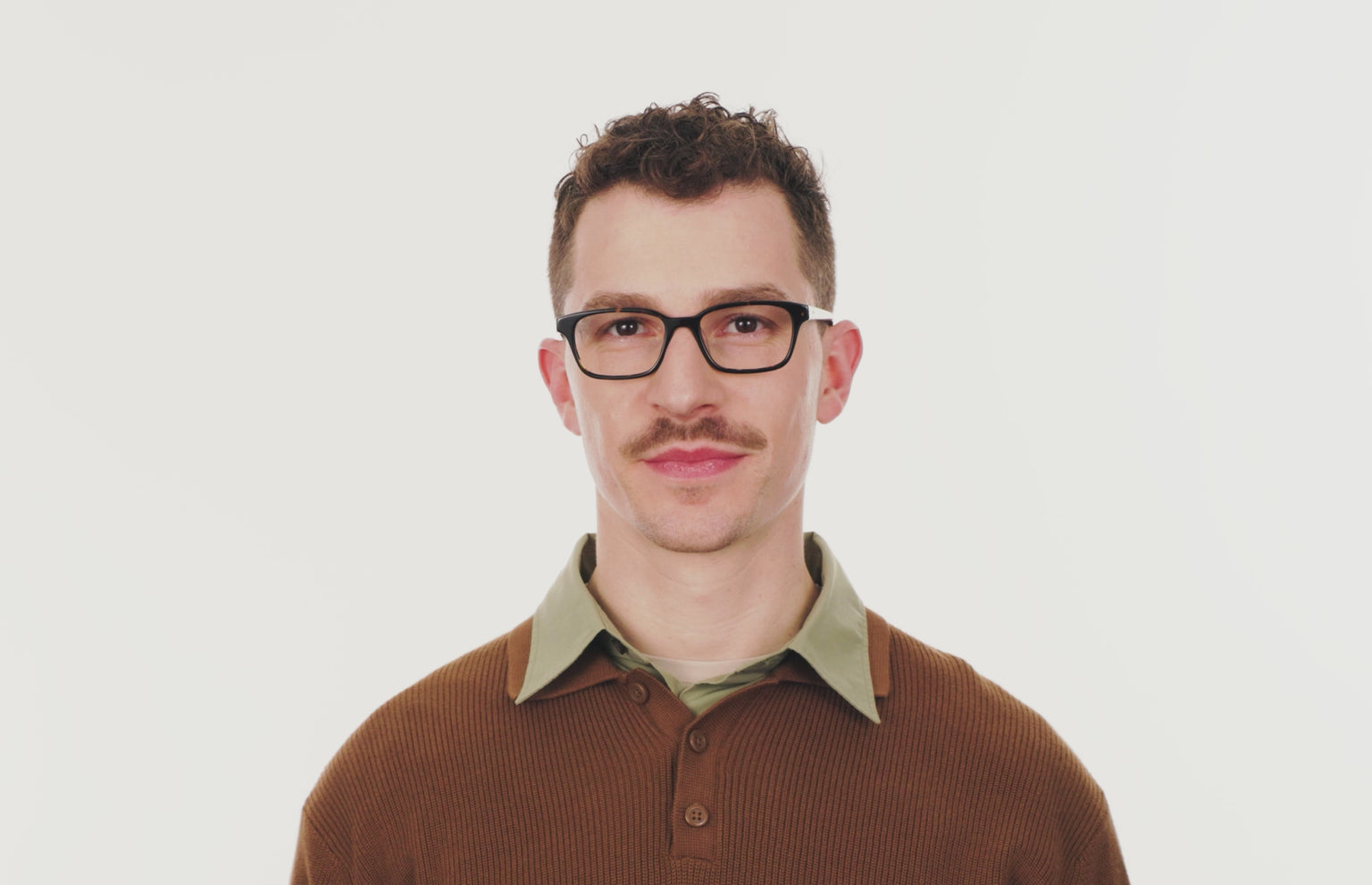 The Finley - Tortoise - LifeStyle Thumbnail2 - Pair Eyewear