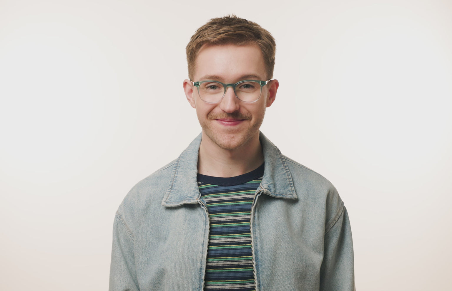 The Reese - LifeStyle Thumbnail 2 - Pair Eyewear