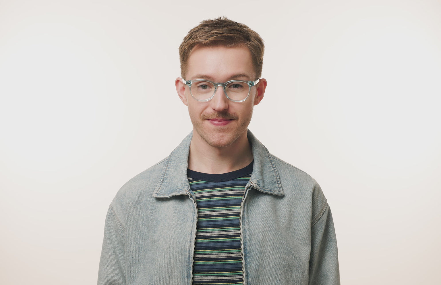 The Reese - LifeStyle Thumbnail 2 - Pair Eyewear