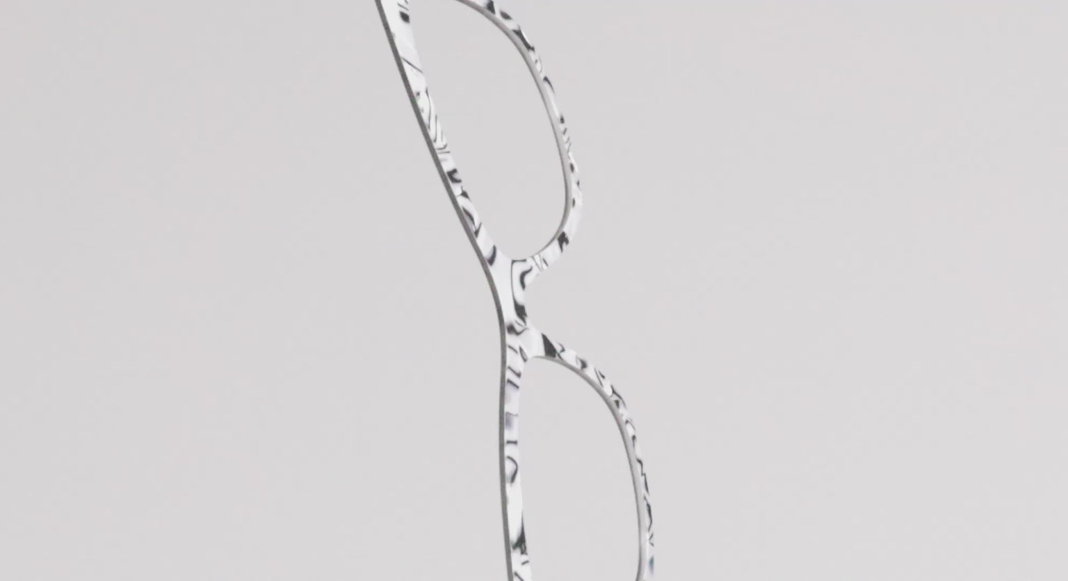 The Black & White Pearl Marble - LifeStyle Thumbnail Video1 - Pair Eyewear