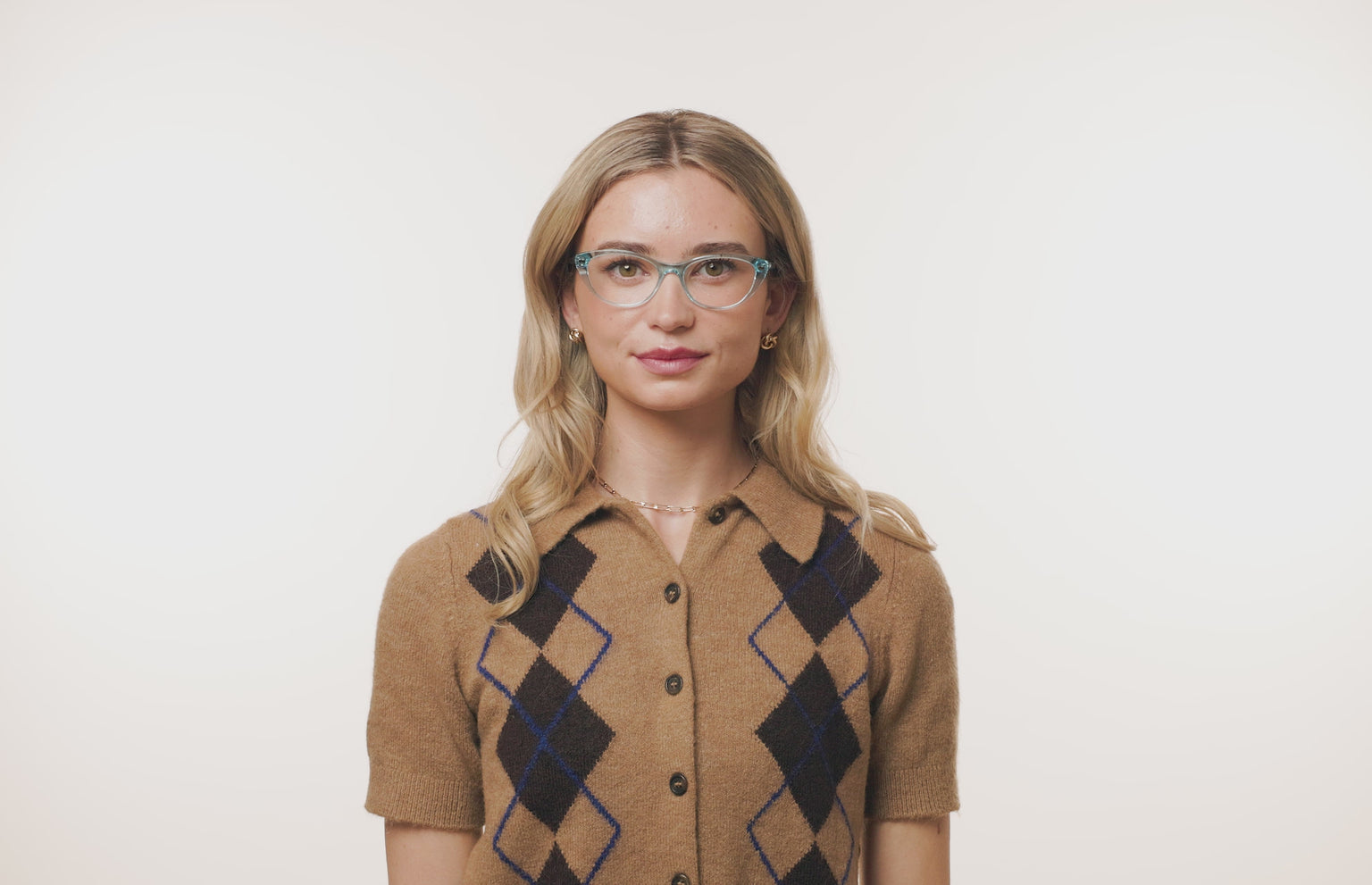 The ella - Seafoam Clear - LifeStyle Thumbnail2 - Pair Eyewear