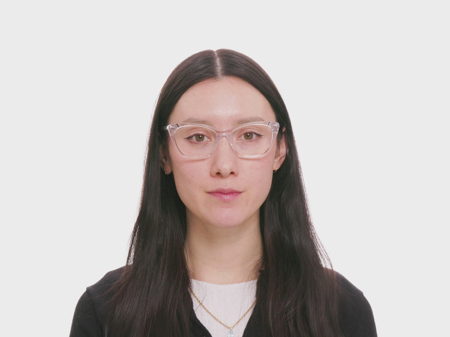 The Hydrangea Pearl Tortoise - LifeStyle Thumbnail Video1 - Pair Eyewear