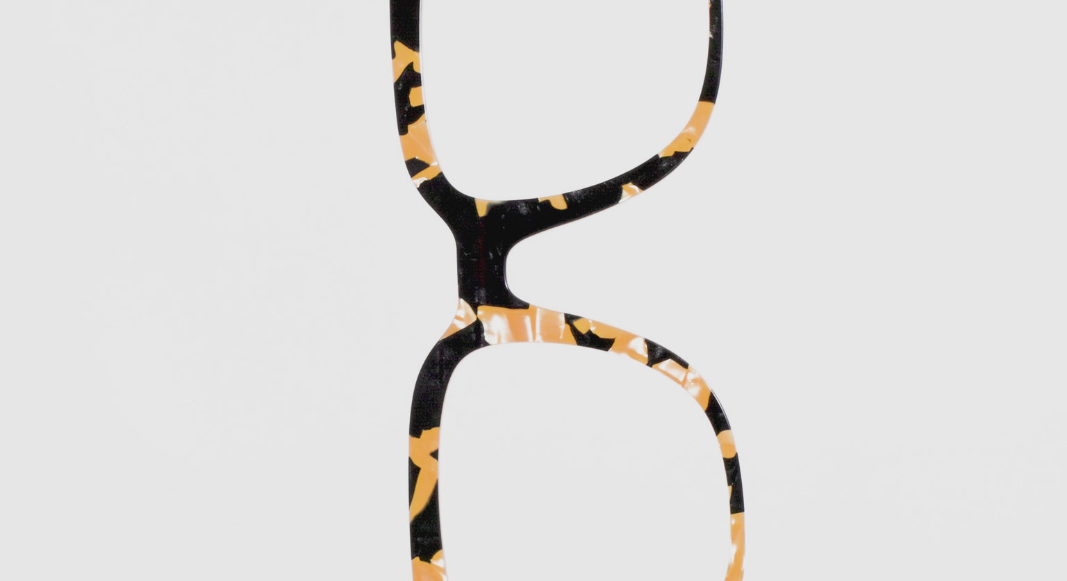 The Pumpkin Camo Pearl Tortoise - LifeStyle Thumbnail Video1 - Pair Eyewear