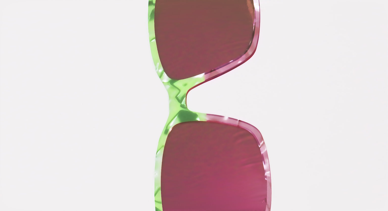 The Polarized Kiwi & Guava Pearl Sun Top - LifeStyle Thumbnail Video1 - Pair Eyewear